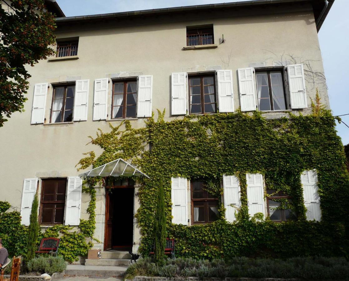 Le Relais Des Baronnies Hotell Montjay  Exteriör bild